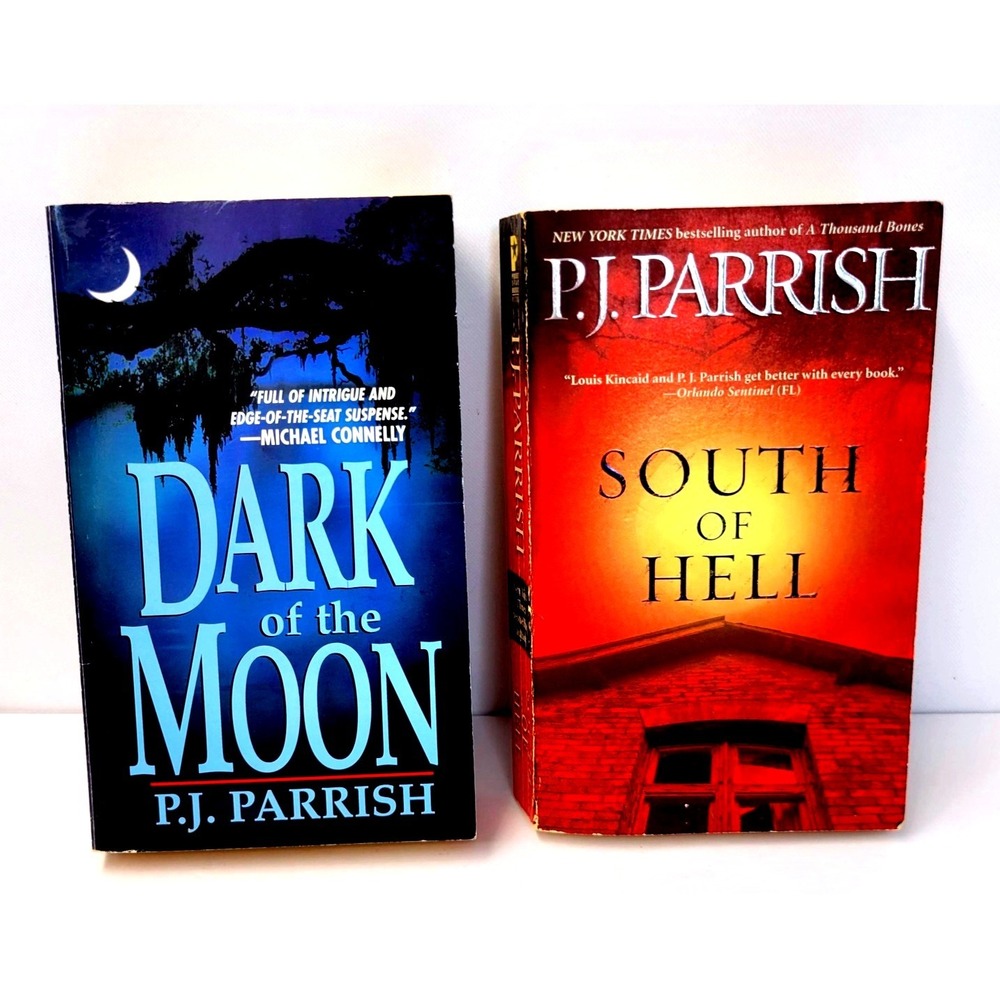 Dark Of The Moon & South Of Hell P.J. Parrish 2 Paperback Book Lot Crime Mystery